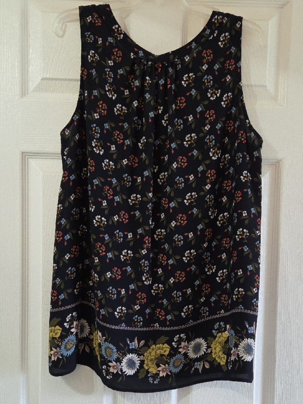 LOFT Navy Floral Sleeveless Top with Border Print, Size 16/XL - Picture 5 of 11